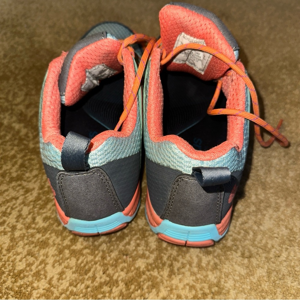 Nautilus Safety Footwear Work Shoes Slip Resistant steel toe Women Size 8W - Picture 5 of 7